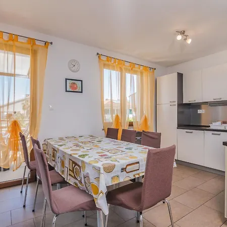 Katja 3 By Interhome Apartamento Njivice